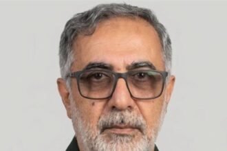 الحرس الثوري الإيراني يعلن مقتل نائب رئيس الاستخبارات البحرية