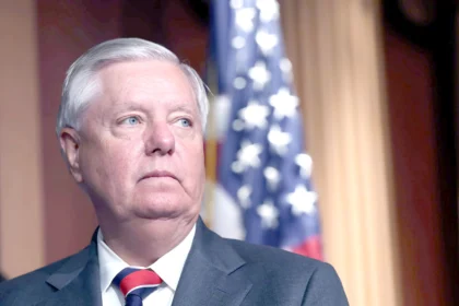 US Senator Lindsey Graham predicts the sanctions against Iran will become global after consulting with Trump