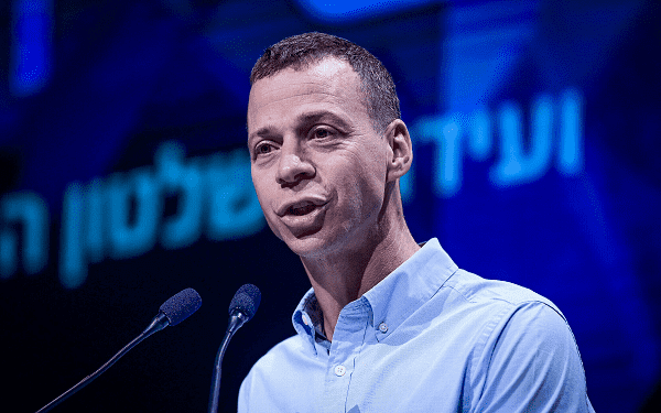 من هو الصحفي الإسرائيلي الذي هدده ترامب بالسجن بسبب تسريبه لمعلومات؟