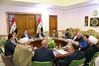 العراق يدخل نفق "الفراغ الدستوري": صراع الأجنحة و"الفيتو" الأمريكي يعطلان ولادة الحكومة