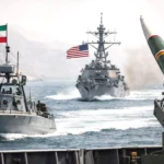 تحذير إيراني لسفينة أمريكية في مضيق هرمز يدفعها للتراجع