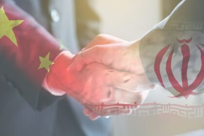 تعاون فضائي "سري" بين طهران وبكين لاستهداف القواعد الأمريكية