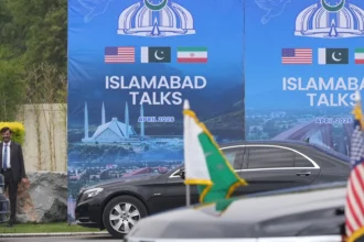 After the Pakistan talks faltered, is Washington moving closer to adopting the "Israeli option" towards Tehran?