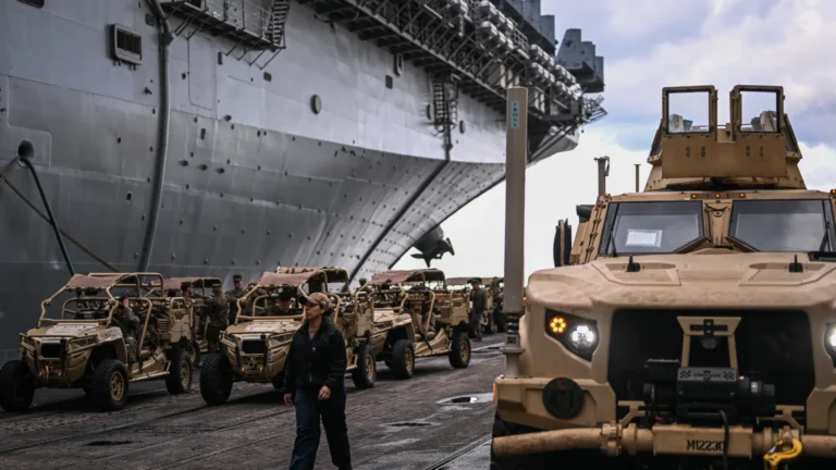 تعزيز عسكري أمريكي واسع.. واشنطن تدفع بتعزيزات جديدة إلى الشرق الأوسط وسط تصاعد التوتر