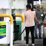 تليجراف: المخزون الاستراتيجي للوقود في أستراليا يكفي 38 يومًا فقط