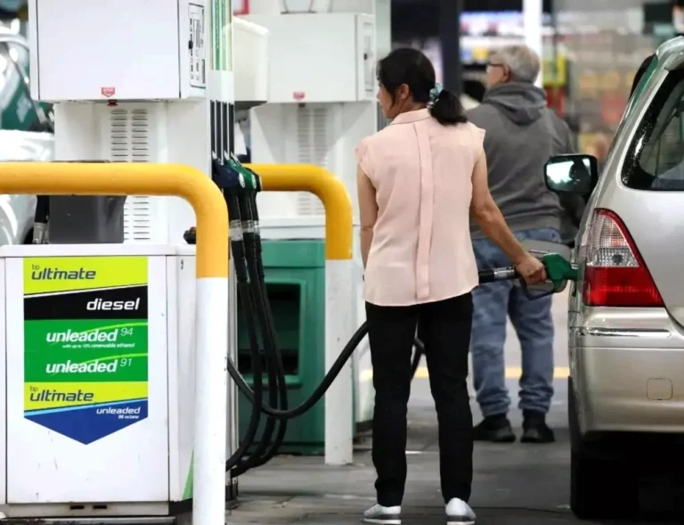 Telegraph: Australia's strategic fuel reserves are only sufficient for 38 days