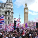 تليجراف: بريطانيا على صفيح ساخن.. الحكومة تستعد لاحتجاجات واسعة