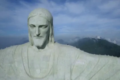 Netanyahu condemns the destruction of the Jesus Christ statue in southern Lebanon and vows to hold the soldier involved accountable