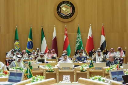 Joint Gulf coordination to contain tensions: Saudi talks with Oman and Kuwait on regional developments
