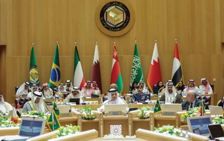 Joint Gulf coordination to contain tensions: Saudi talks with Oman and Kuwait on regional developments