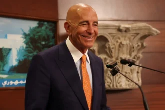 توم باراك يكشف عن مساع لتطبيع سوري إسرائيلي وضغوط لإنهاء حرب لبنان