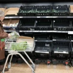 حرب إيران تربك سلاسل الإمداد.. وأزمة الخضراوات تضرب الأسواق البريطانية