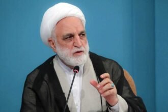 مسؤول إيراني يحذر من هجمات أمريكية وشيكة قبيل لقاء إسلام آباد