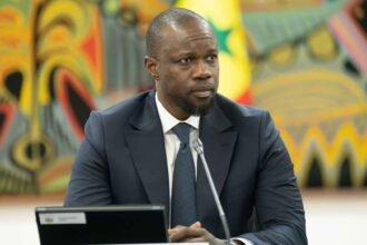 السنغال تحظر سفر مسؤوليها لمواجهة "صدمة النفط"