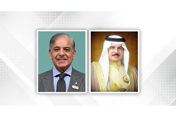 رئيس وزراء باكستان يجري اتصالا هاتفيا مع ملك البحرين ويؤكد أهمية استدامة الهدنة