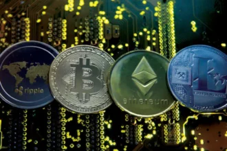 سوق الكريبتو اليوم: البيتكوين يتراجع لـ 70 ألف دولار تحت ضغط "الهدنة الهشة"