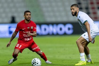 مباراة شباب الأهلي وخورفكان