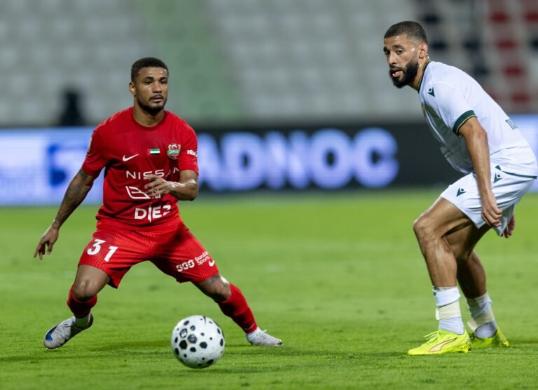 Shabab Al Ahli vs Khorfakkan match