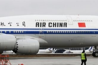 نيران الشرق الأوسط تشعل الأجواء.. شركات الطيران الصينية ترفع أسعار الرحلات الداخلية