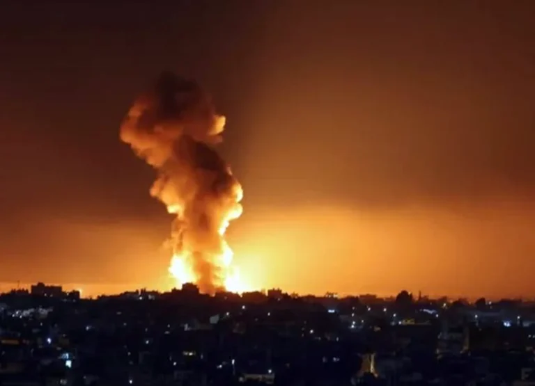 عاجل قصف محطة كهرباء في مشهد شمال شرق إيران