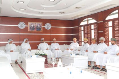 With the aim of raising the efficiency of inter-supply chains.. Dubai Chambers discusses enhancing trade flexibility with Oman