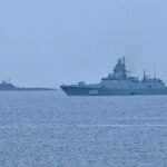 Russia sends frigate to counter Starmer's threats to cross the English Channel
