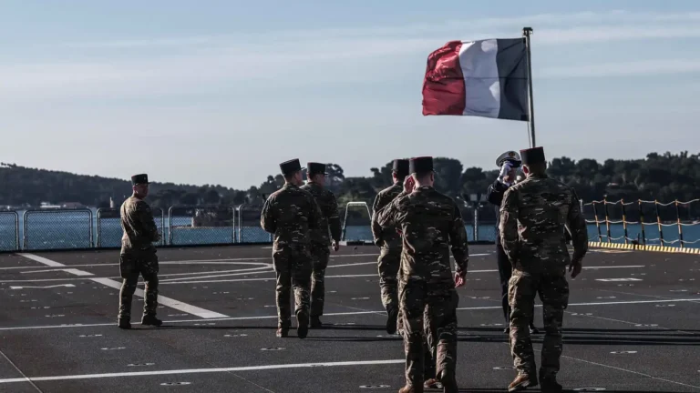 فرنسا تتحول إلى اقتصاد حرب: قفزة هائلة في تسليح الجيش وزيادة الصواريخ والمسيرات 400%