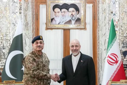لقاء عسكرى رفيع فى طهران: مباحثات إيرانية باكستانية لتعزيز التنسيق الأمنى