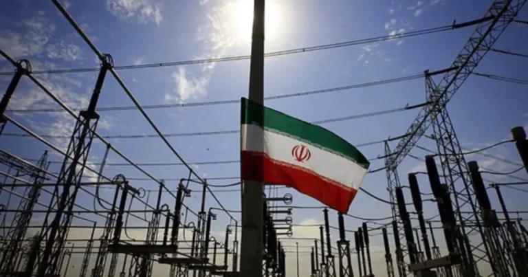 Iran calls on citizens to participate in protecting power stations