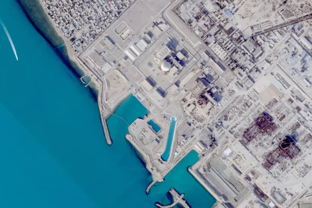 Dangerous escalation: US-Israeli attack targets Bushehr nuclear power plant, killing one person