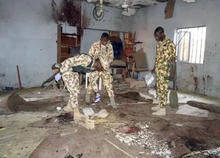 مخاوف من مقتل 200 مدني بغارة جوية استهدفت سوقاً شمال شرق نيجيريا