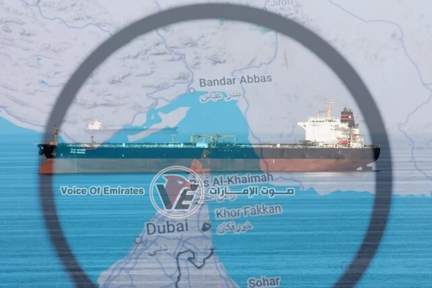 مرور أول ناقلة نفط غير إيرانية عبر مضيق هرمز منذ وقف إطلاق النار