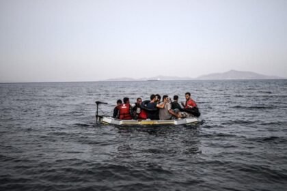 مصرع 18 مهاجرا في غرق قارب مطاطي قبالة سواحل بودروم التركية