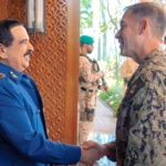 ملك البحرين يبحث مع قائد القيادة المركزية الأمريكية تطورات الأوضاع الإقليمية