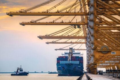 توفر منظومة نقل متكاملة.. "موانئ دبي العالمية" تواصل تعزيز حضورها في الهند