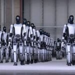 خطة صينية طموحة لنشر 100 ألف روبوت بشري تثير قلق الغرب