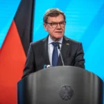 Berlin sounds the alarm: Warnings of a potential closure of the Strait of Hormuz and a direct threat to global supply chains