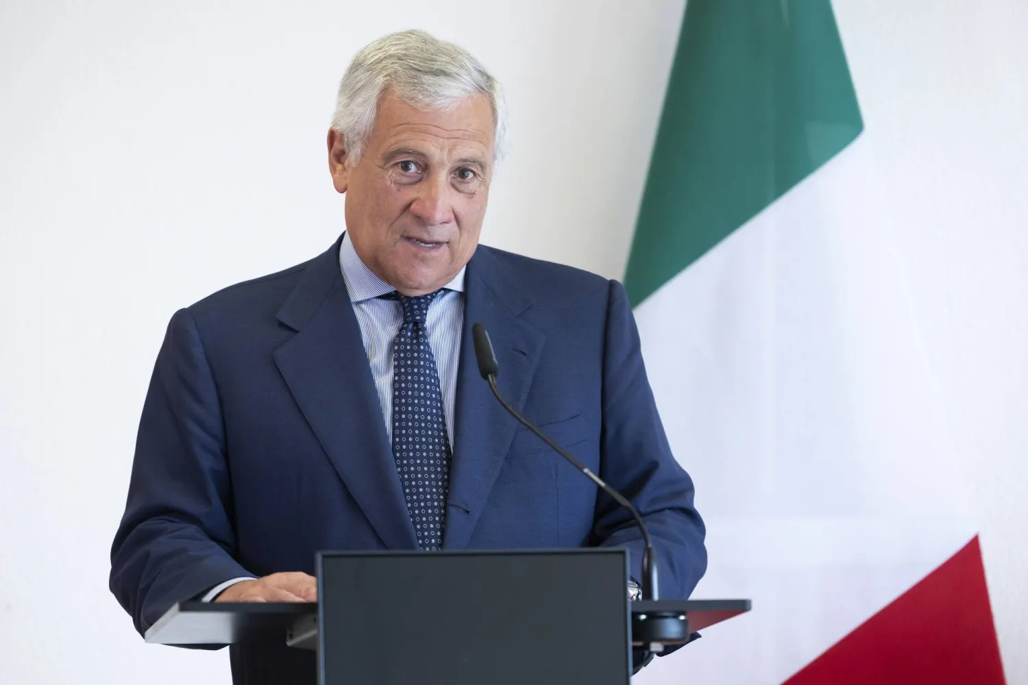 Italian diplomatic efforts aim to contain tensions between Washington and Tehran and advance the path to understandings