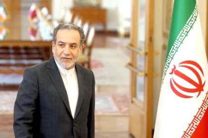 وساطة باكستانية لتقريب وجهات النظر: عراقجي يطرح شروط طهران تجاه المطالب الأمريكية