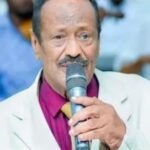 وفاة الفنان السوداني مجذوب أونسة في حادث سير