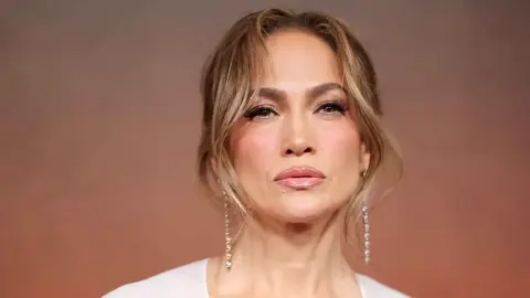 Jennifer Lopez celebrates "On The Floor" surpassing one billion streams