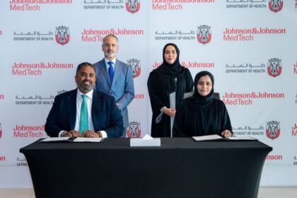 "صحة أبوظبي" تطلق أول شبكة جراحية ذكية عالمياً مدعومة بالذكاء الاصطناعي