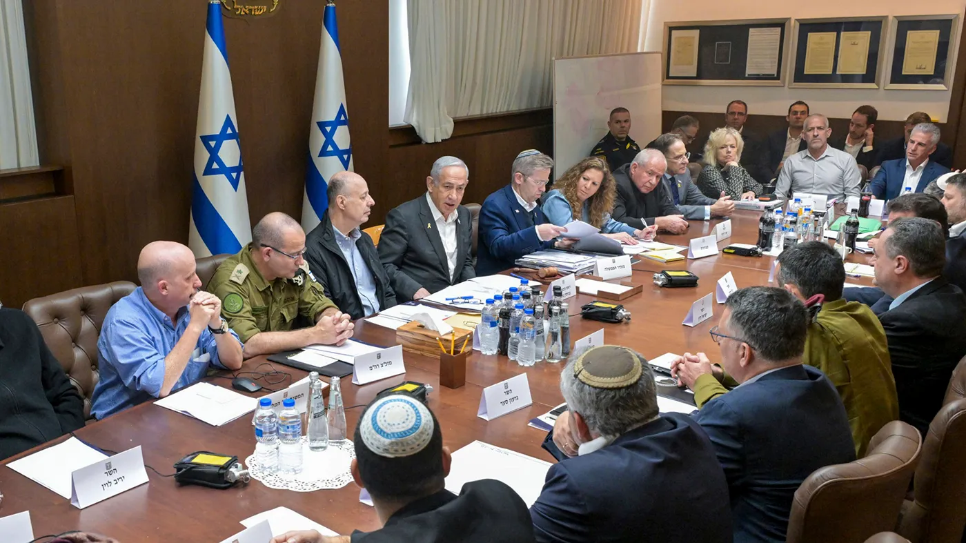 War Drums Beat Again: Israeli Security Cabinet to Meet Sunday to Decide on Resuming Gaza Offensive