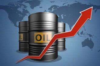 أسعار النفط ترتفع 2% وسط توترات عسكرية أمريكية إيرانية