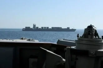 With Pakistani mediation, Washington begins procedures to return the detained Iranian ship "Tosca" and its crew