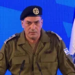 "معاريف" تهاجم إيال زامير: رئيس الأركان يبيع "قصصا خيالية" حول العمل في لبنان