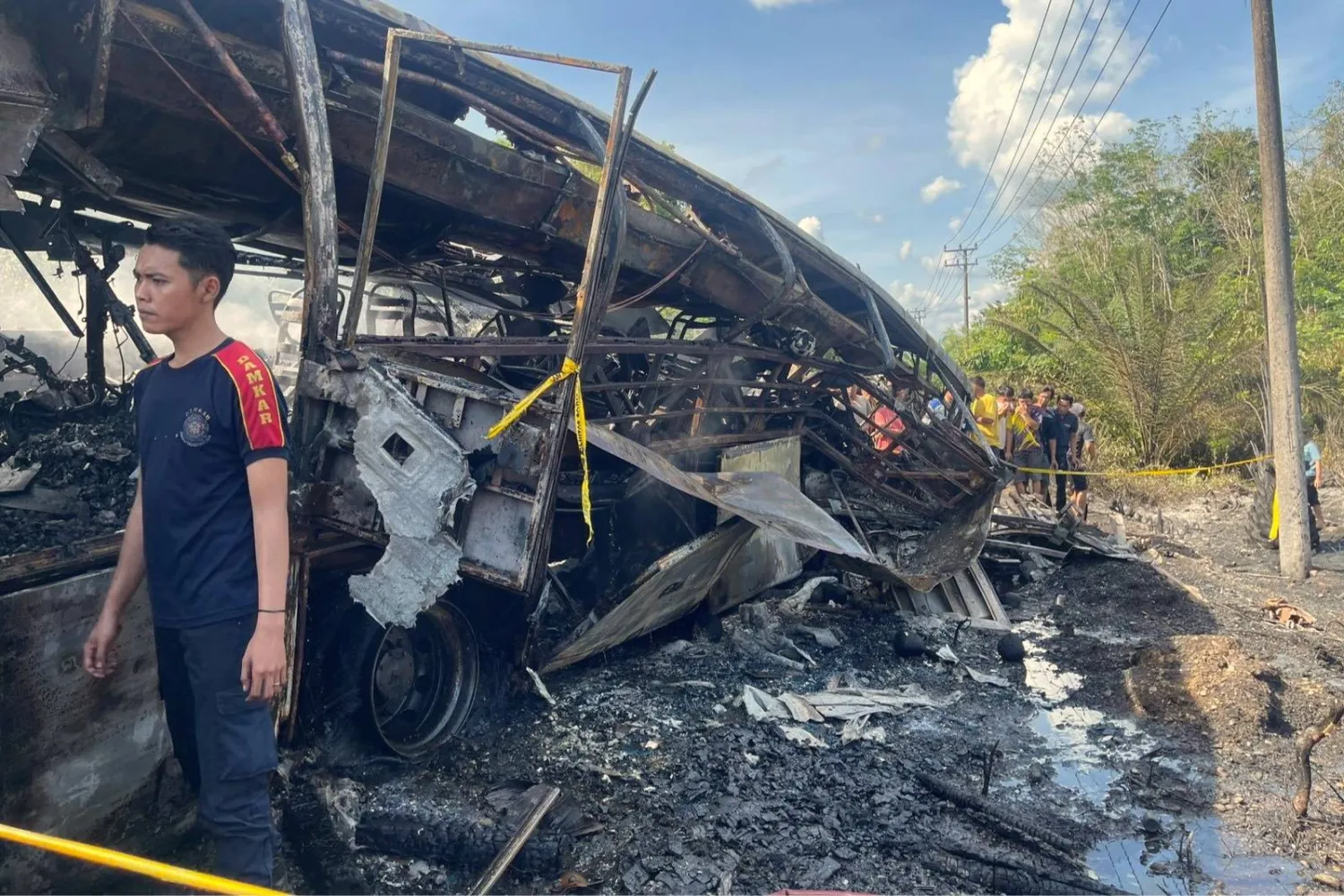 Horrific traffic accident in Pakistan: 16 killed in a collision between two buses on the Swat highway