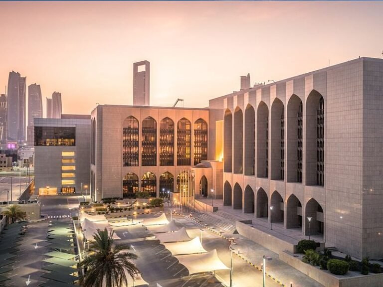 At the end of the first quarter.. 5.556 trillion dirhams in banking assets