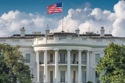 A US plan to rebuild the East Wing of the White House at a cost exceeding one billion dollars