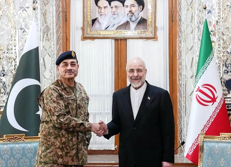 الجيش الباكستاني: زيارة عاصم منير إلى طهران حققت نتائج مثمرة